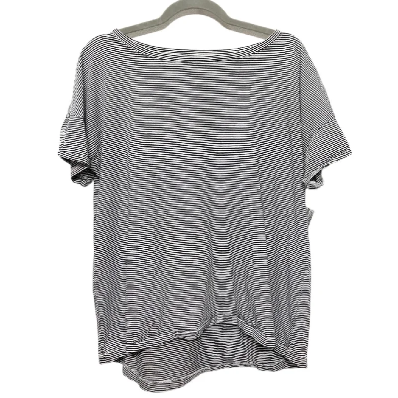 women's T-shirts for everyday wearStriped Pattern Top Short Sleeve Eileen Fisher, Size S