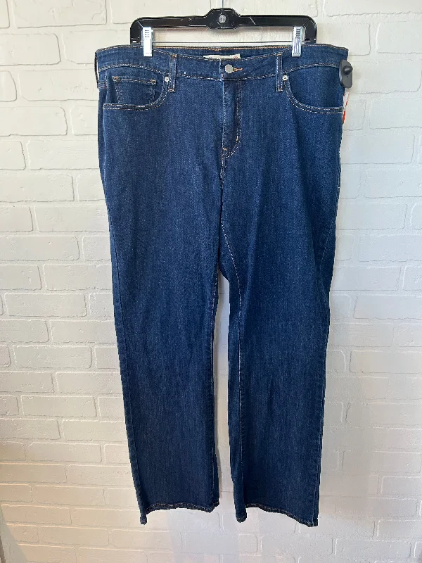 women's denim jeans for a cozy weekendJeans Boot Cut By Levis  Size: 18w