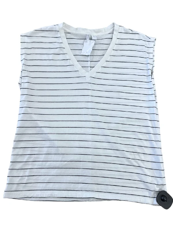 women's T-shirts with button-down frontsStriped Pattern Top Short Sleeve Nordstrom, Size Xs