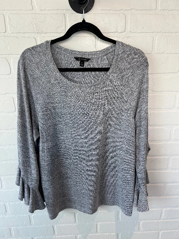 women's long sleeve tops with round necksTop Long Sleeve By Banana Republic In Grey, Size: M