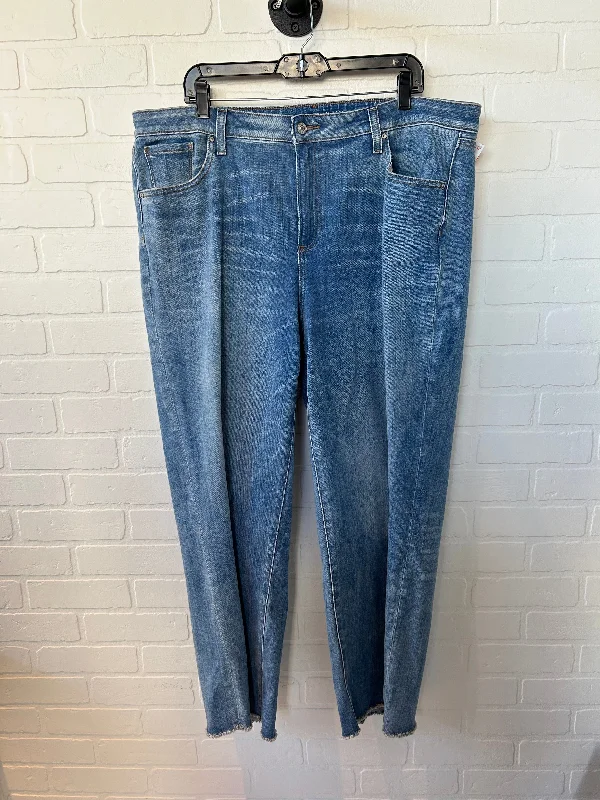 women's denim jeans for a timeless classic lookJeans Straight By Chicos  Size: 18