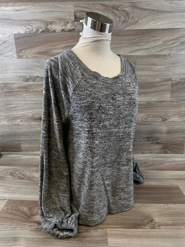 women's long sleeve tops with lace detailsTop Long Sleeve By Lou And Grey In Grey, Size: M