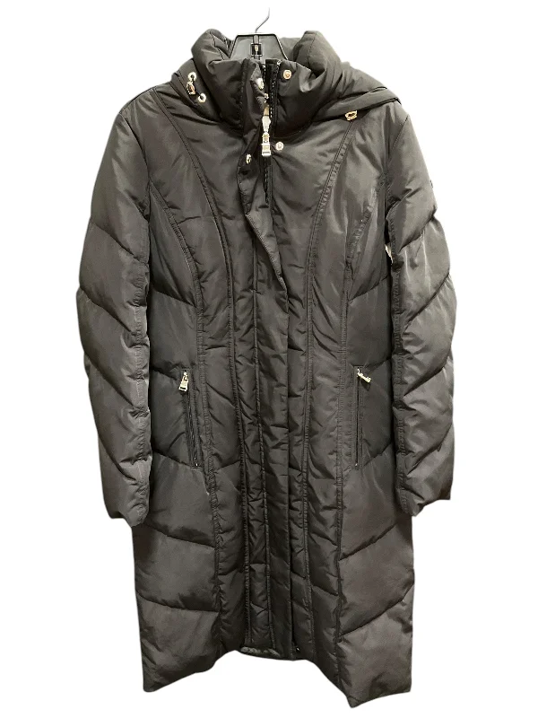 women's coats for those who love to mix and matchCoat Puffer & Quilted By Calvin Klein In Black, Size: S